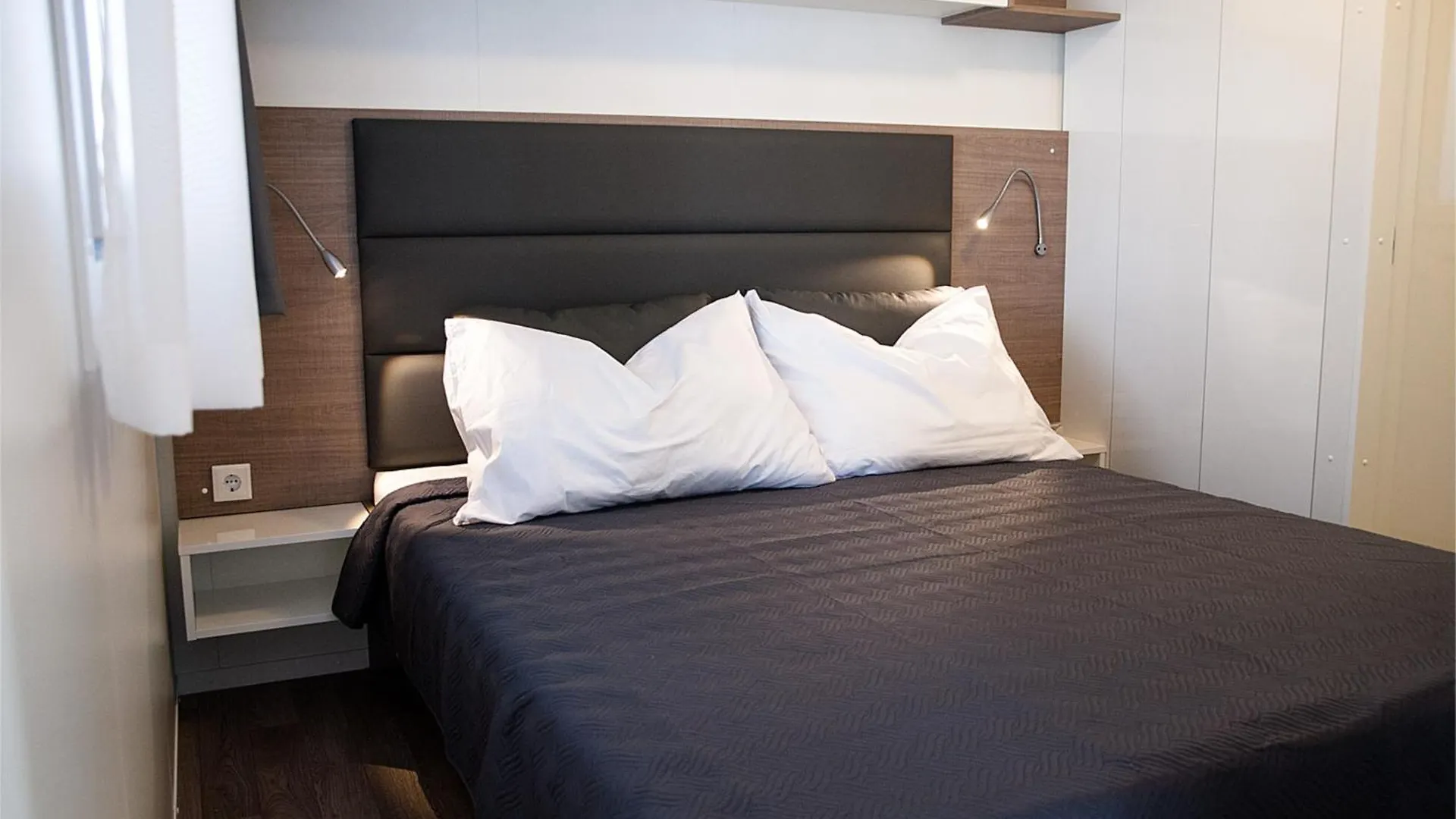 Micanovi Dvori Mobile Home Village Zrmanja Obrovac Aldeamento Turístico