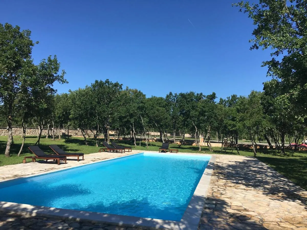 Micanovi Dvori Mobile Home Village Zrmanja Obrovac Aldeamento Turístico